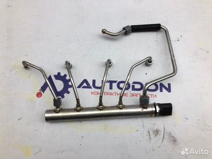 Рампа топливная Bmw 5-Series F10 N20B20B 2012