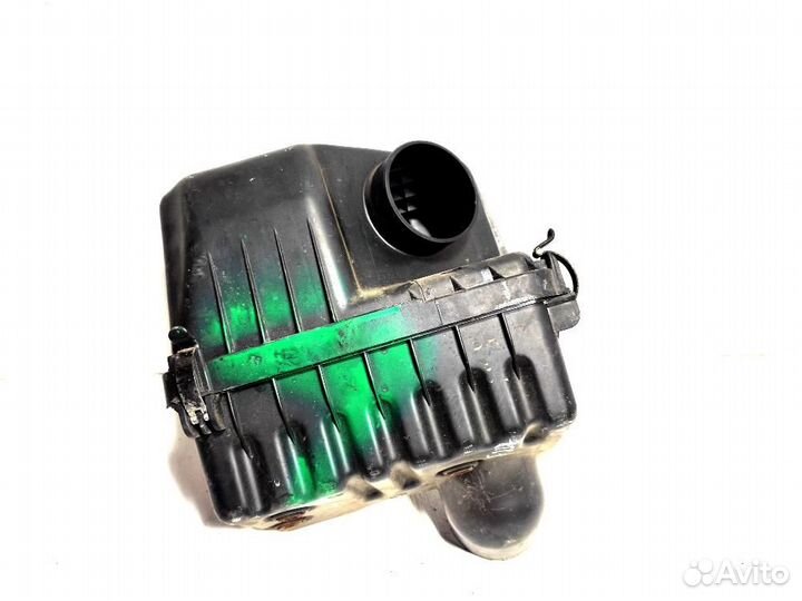 Корпус воздушного фильтра Hyundai Santa Fe