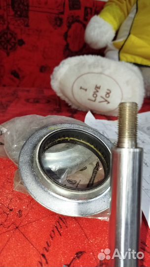 Шкоды Йети передние стойки и задние амортизаторы