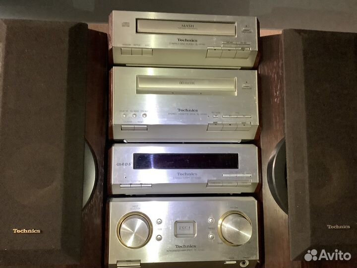 Музыкальный центр Technics-HD560