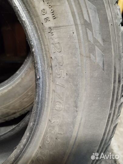 Kumho Crugen Premium KL33 225/70 R16