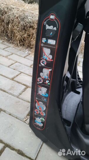 Автокресло поворотное