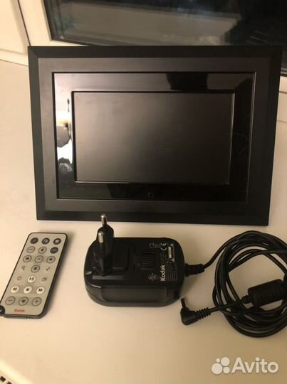 Цифровая фоторамка Kodak EasyShare SV710