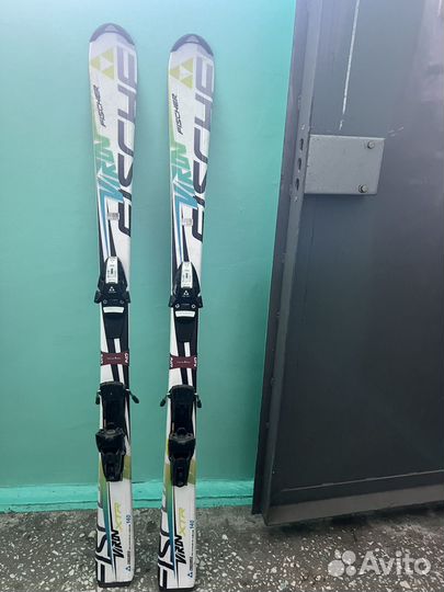 Горнолыжные лыжи 140