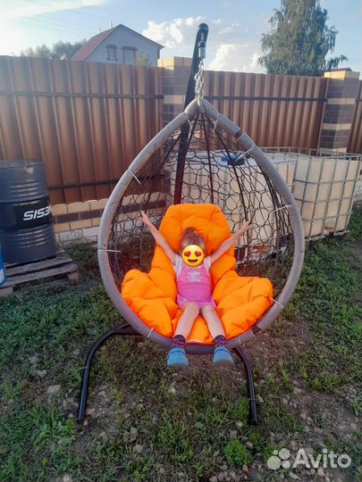 Качели кокон