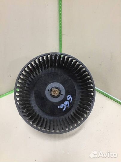 Моторчик отопителя LADA Kalina