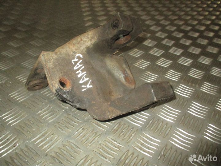 Кронштейн передней рессоры правый камаз 4310-29024