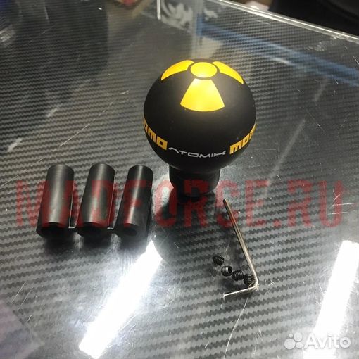 Насадка на кпп momo Atomic