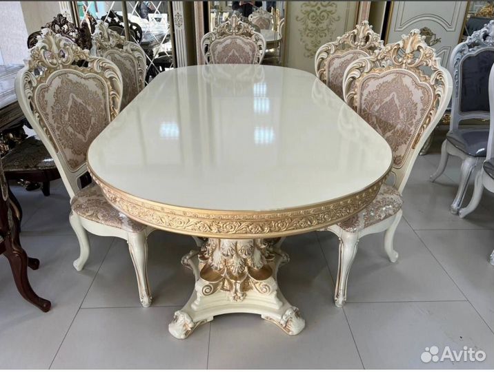 Стол «Борокко.»