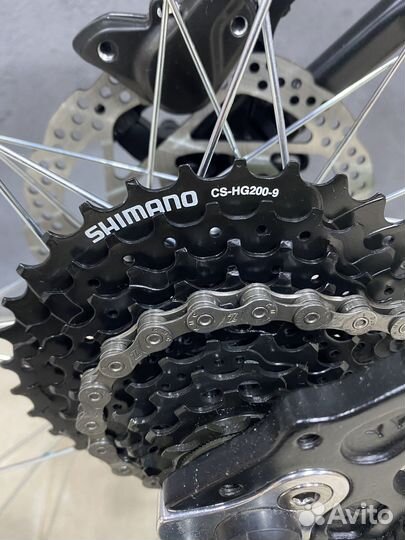 Велосипед горный Stinger Graphite PRO 29