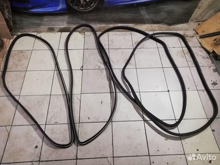 Уплотнители дверных проемов Mercedes W220 Long