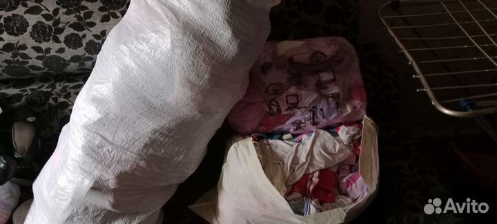 Отдам бесплатно вещи