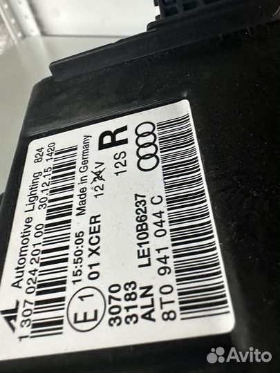 Фара Audi A5 8T правая рест