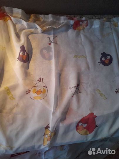 Тюль в детскую комнату б/у