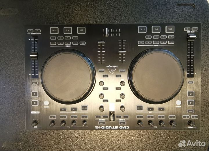 Behringer CMD studio 4A - DJ