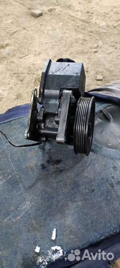 Оригинальный насос гур М111 W210