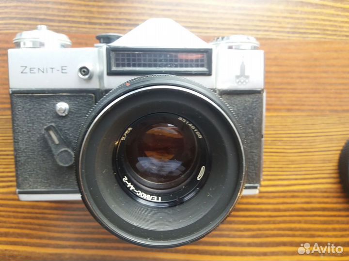 Фотоаппарат зенит Е Объектив Гелиос-44-2