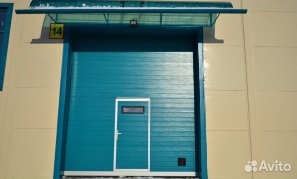 Секционные ворота