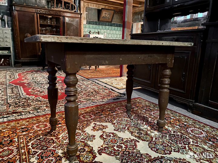 Стол старинный
