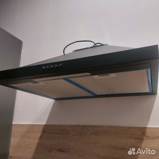 Вытяжка для кухни 60 см плоская Delonghi KT -A 100