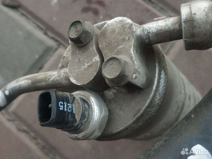 Трубки кондиционера KIA sportage 1 05г 2л