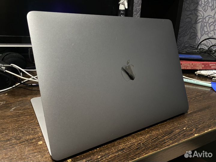 Macbook pro 13 2017 a1708 8/256