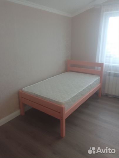 Кровать прочная