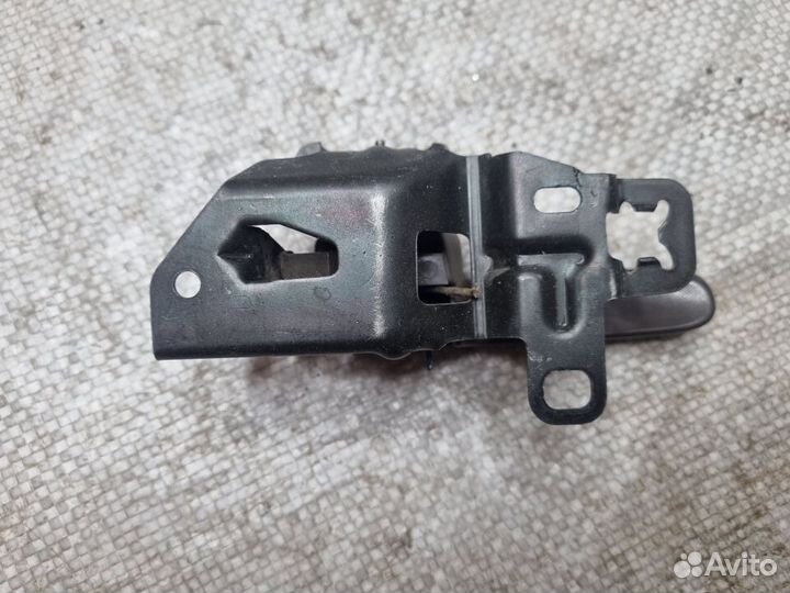 Ручка двери внутренняя правая Тойота Марк 2 90