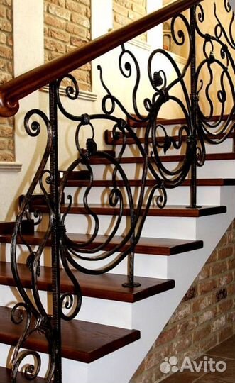 Металлическая лестница дизайн 5576