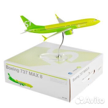 Модель самолёта Boeing В737-800, 1:100