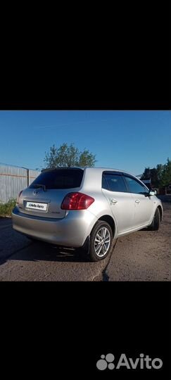 Toyota Auris 1.6 МТ, 2009, 310 000 км