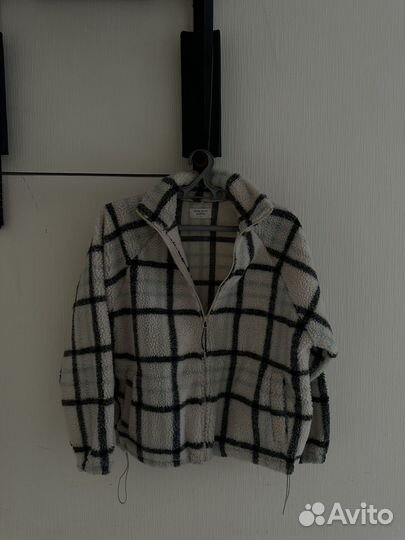 Кофта бомбер