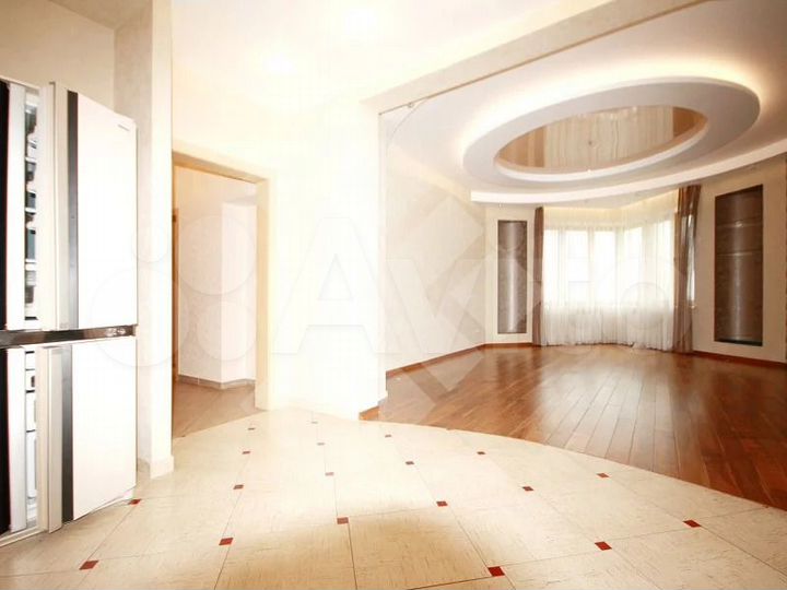 6-к. квартира, 300 м², 11/18 эт.