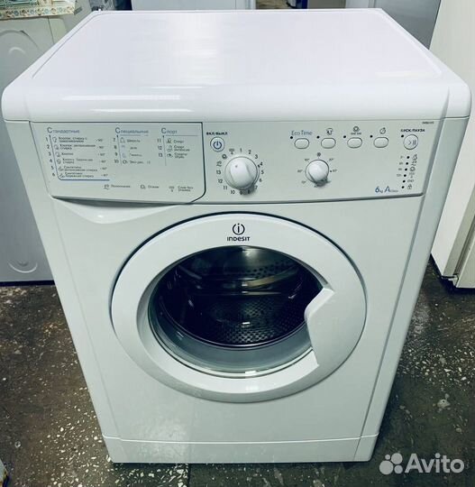 Стиральная машина Indesit IWB 6105