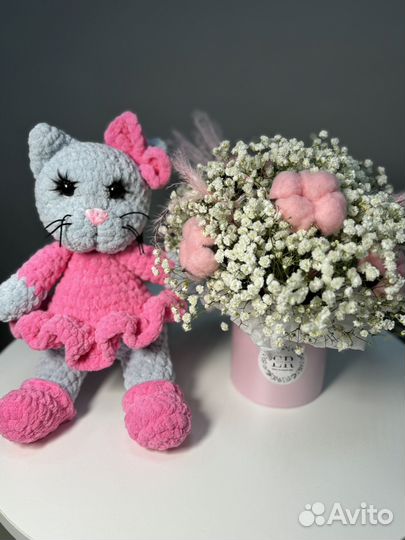 Композиции в стакане/в шляпной коробке/корзины