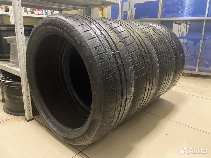 Pirelli Sottozero Winter 240 245/40 R19 и 275/35 R19