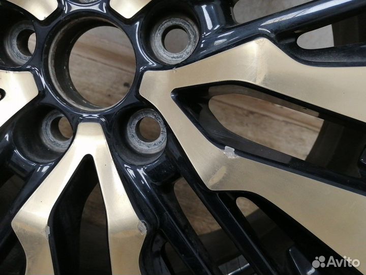 Диск литой 18x7.5J 5X114.3 ET45 42611-58340 Toyota