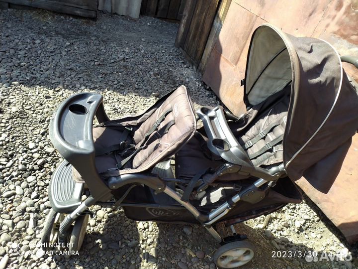 Коляска для двойни или погодок