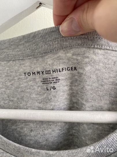 Tommy hilfiger новая майка M/L