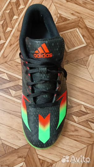 Футзалки adidas Messi
