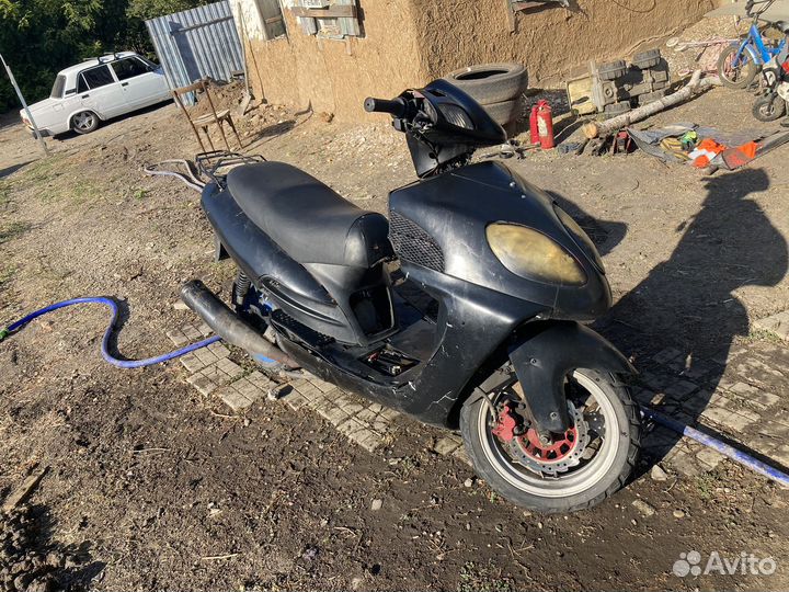 Скутер 150 кубов