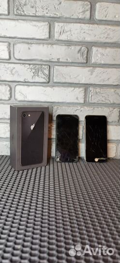 iPhone 8