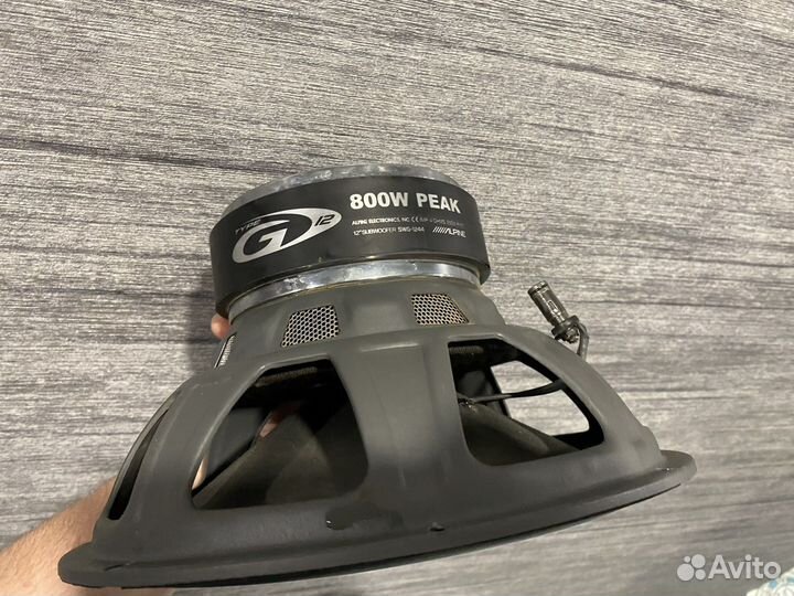 Сабвуфер alpine