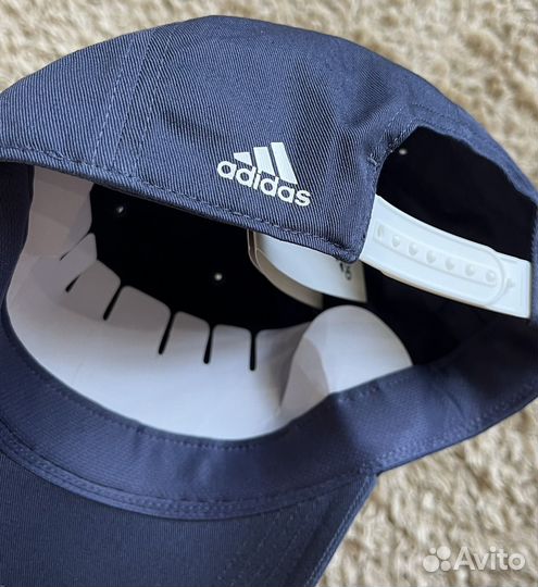 Бейсболка adidas. Оригинал