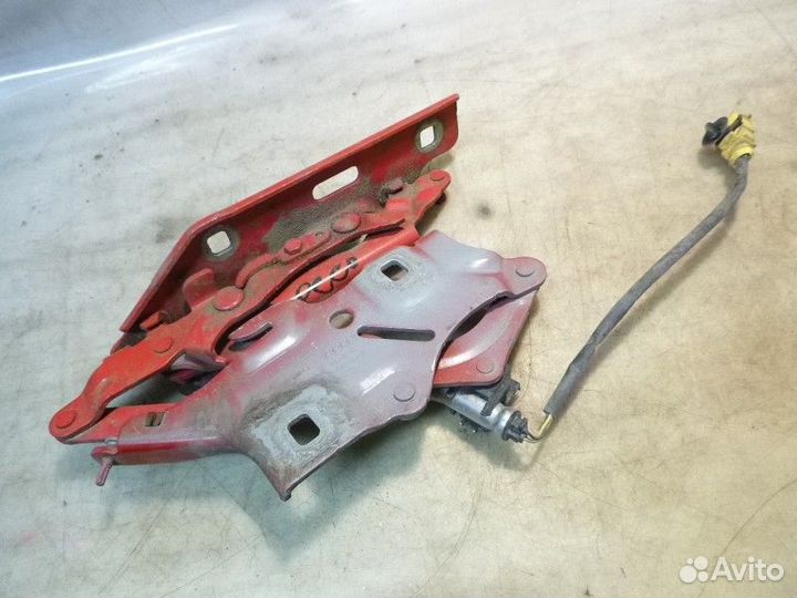 Петля капота левая audi A5/S5 A5/S5 2017