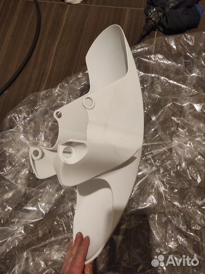 Крыло Ямаха р6 2006-2017