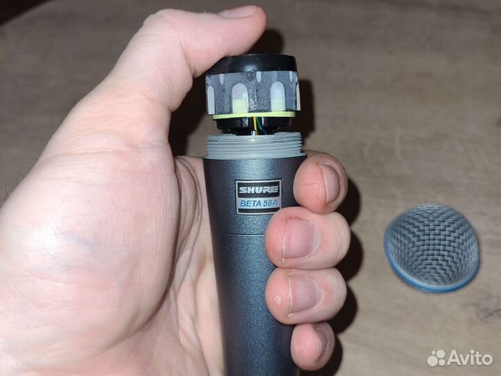 Shure Beta58A вокальный микрофон