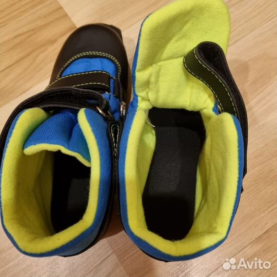 Лыжные ботинки