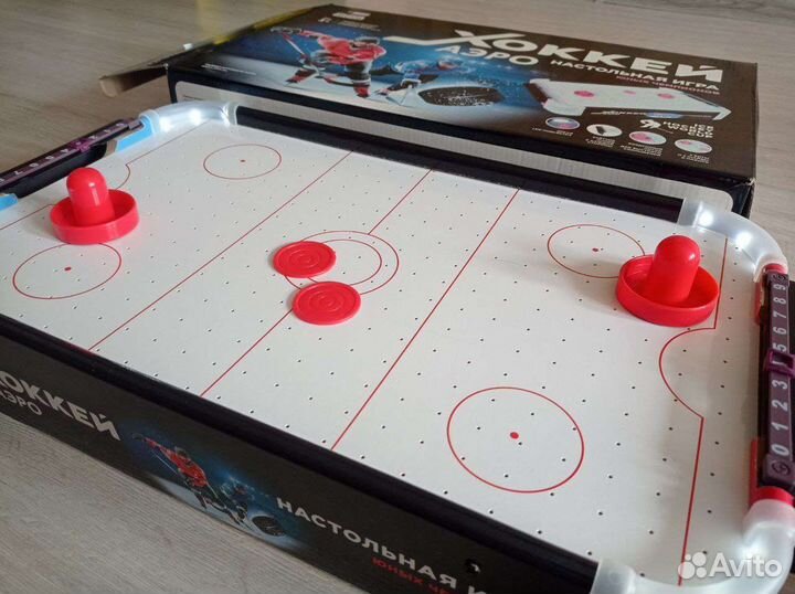Настольный аэрохоккей