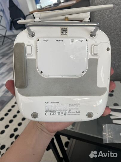 Квадрокоптер DJI Phantom 4 ; phantom 4 PRO